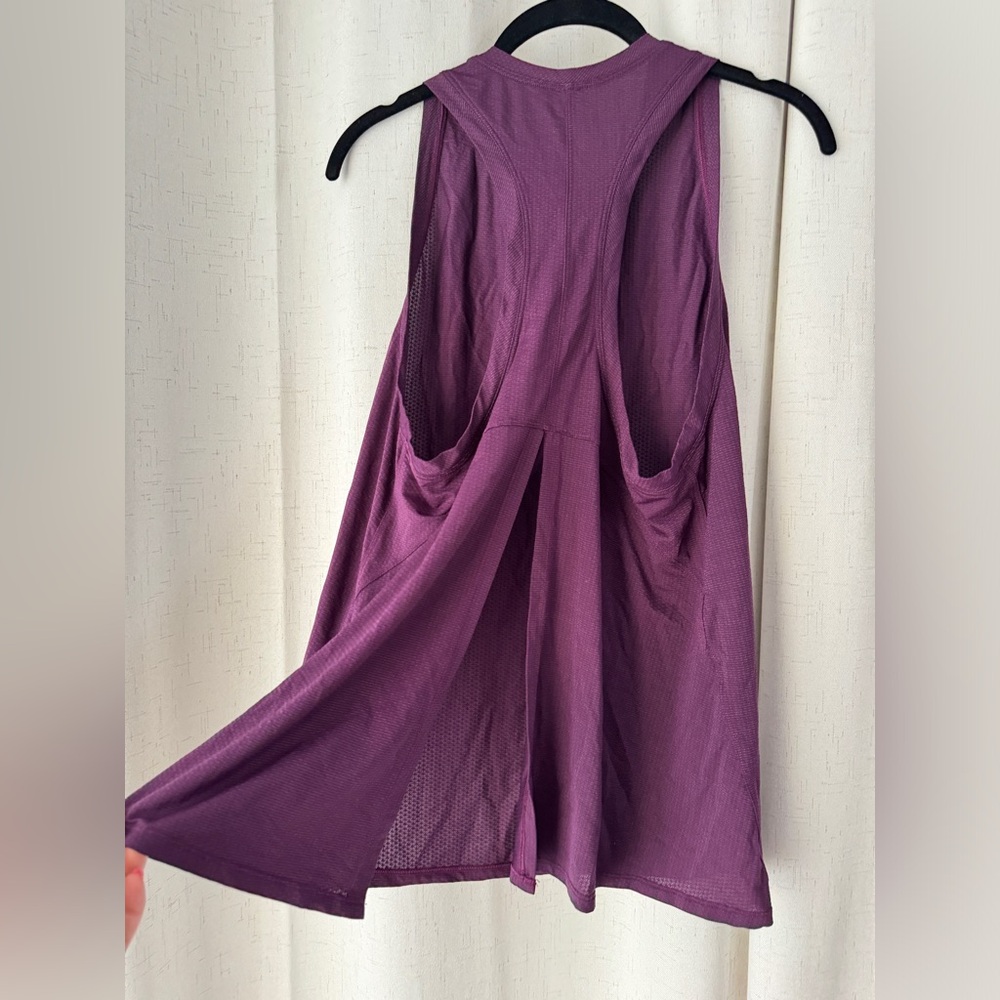 Lululemon top - Picture 3 of 4